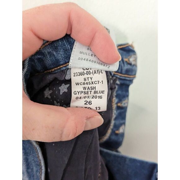 Tru Religion Scout Boyfriend Mullet Hem Short Denim Cutoff Shorts - Size 26 - Picture 11 of 11